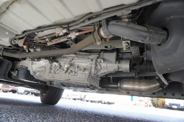 トヨタ ハイエースバン CBF-TRH200K(2WD)の写真13