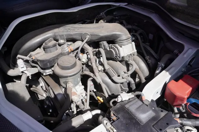 トヨタ ハイエースバン CBF-TRH200K(2WD)の写真14