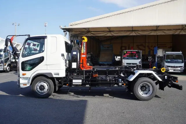 三菱 ファイター 2KG-FK62FZ(2WD)の写真3