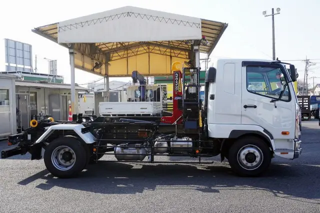 三菱 ファイター 2KG-FK62FZ(2WD)の写真5
