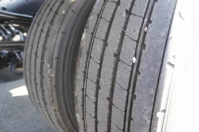 三菱 ファイター 2KG-FK62FZ(2WD)の写真10