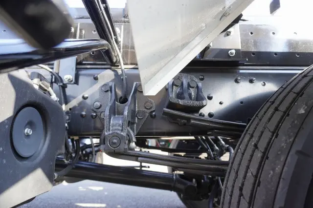 三菱 ファイター 2KG-FK62FZ(2WD)の写真11