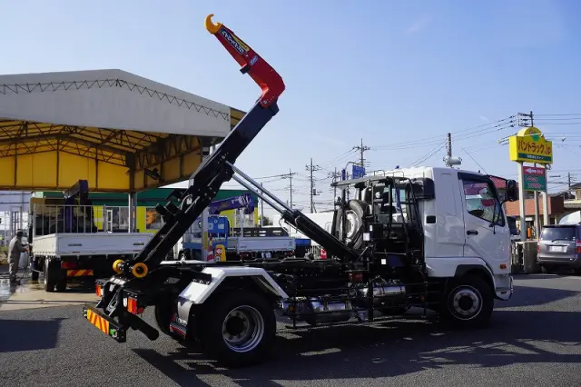 三菱 ファイター 2KG-FK62FZ(2WD)の写真21