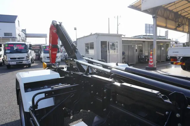 三菱 ファイター 2KG-FK62FZ(2WD)の写真24