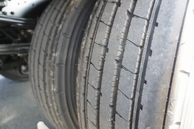 三菱 ファイター 2KG-FK62FZ(2WD)の写真10