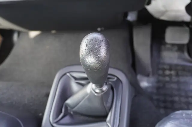三菱 ファイター 2KG-FK62FZ(2WD)の写真25