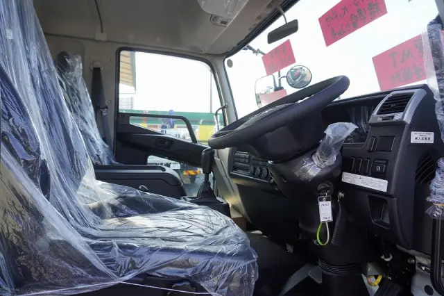 三菱 ファイター 2KG-FK62FZ(2WD)の写真31