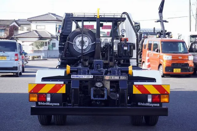 三菱 ファイター 2KG-FK72F(2WD)の写真4