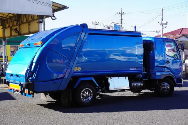 三菱 ファイター PA-FK61R(2WD)の写真8