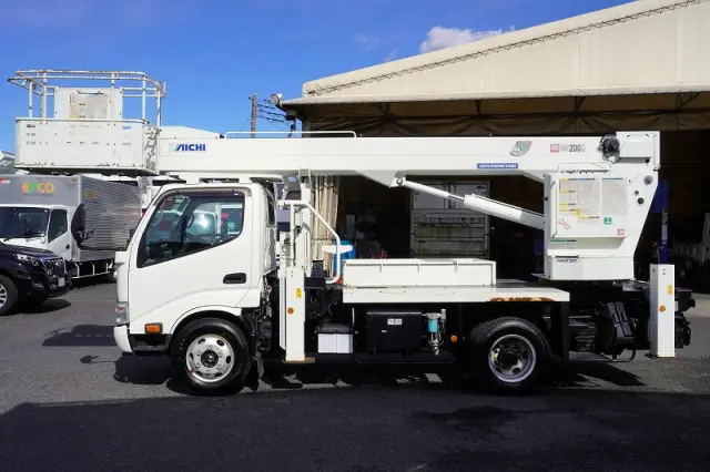 日野 デュトロ TKG-XZU640F(2WD)の写真3