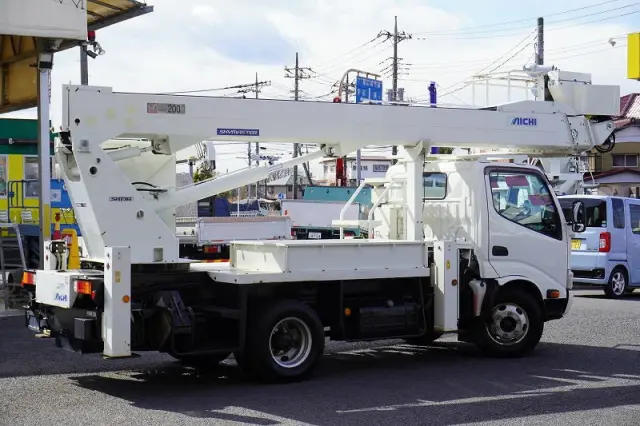 日野 デュトロ TKG-XZU640F(2WD)の写真8