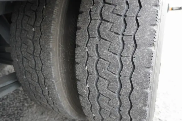 いすゞ エルフ TRG-NKR85A(2WD)の写真10