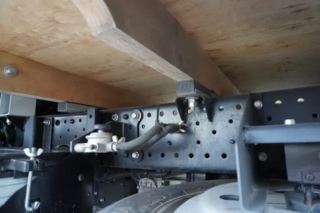 いすゞ エルフ TRG-NKR85A(2WD)の写真12