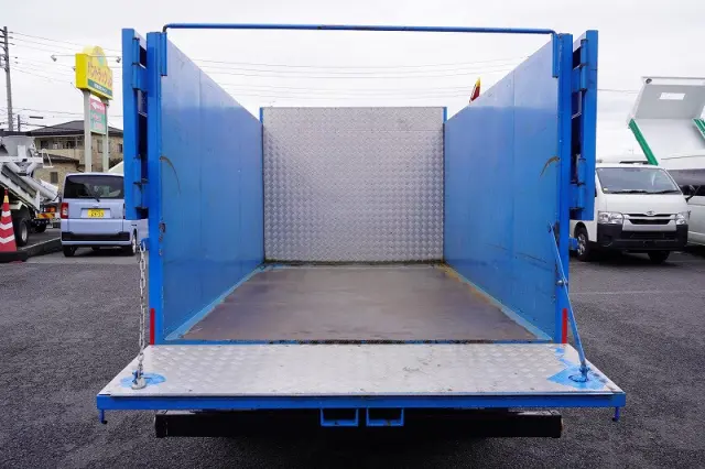 いすゞ エルフ TRG-NKR85A(2WD)の写真18