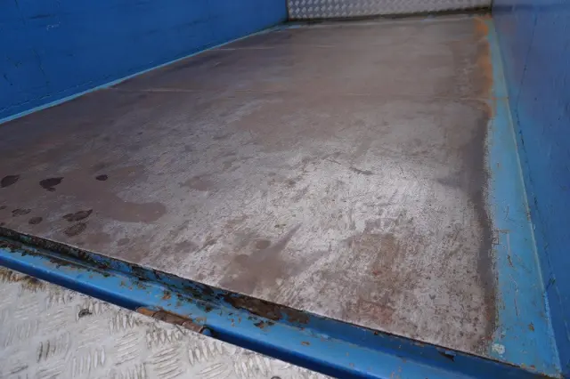 いすゞ エルフ TRG-NKR85A(2WD)の写真21