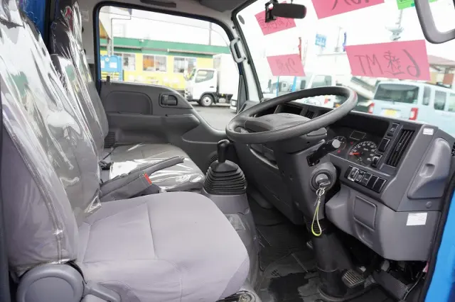 いすゞ エルフ TRG-NKR85A(2WD)の写真33