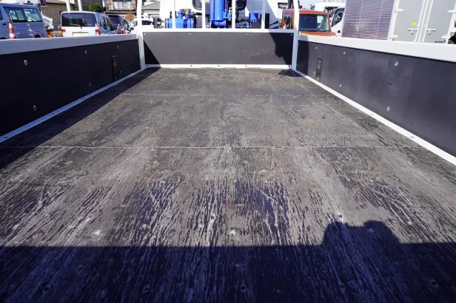 マツダ タイタン 2RG-LKR88R(2WD)の写真17