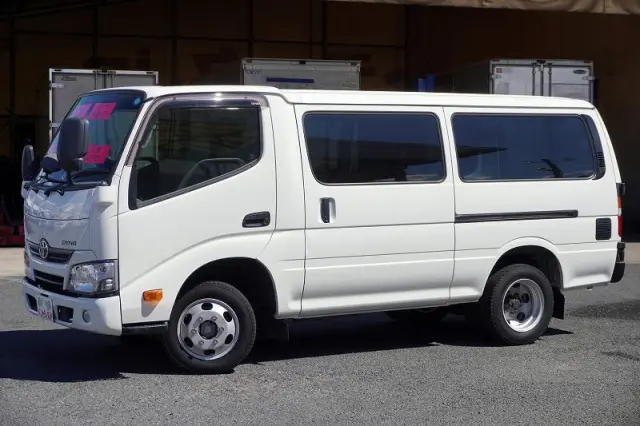 トヨタ ダイナ LDF-KDY241V(2WD)の写真1