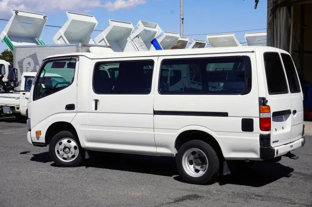 トヨタ ダイナ LDF-KDY241V(2WD)の写真7