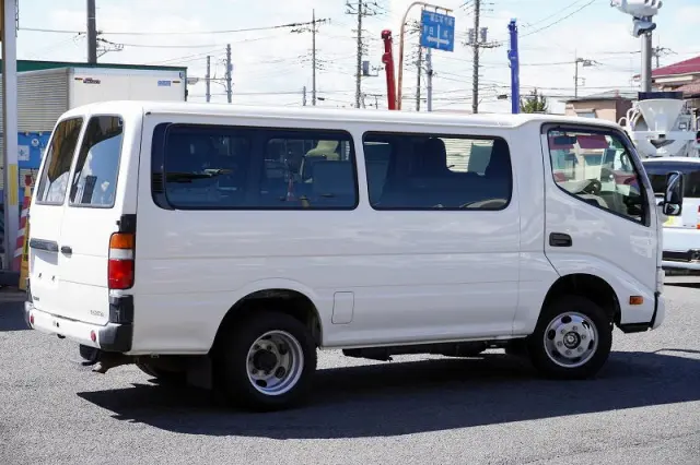 トヨタ ダイナ LDF-KDY241V(2WD)の写真8
