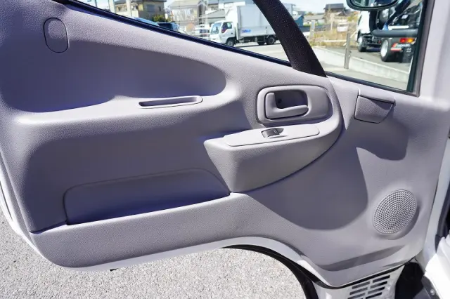 トヨタ ダイナ LDF-KDY241V(2WD)の写真33