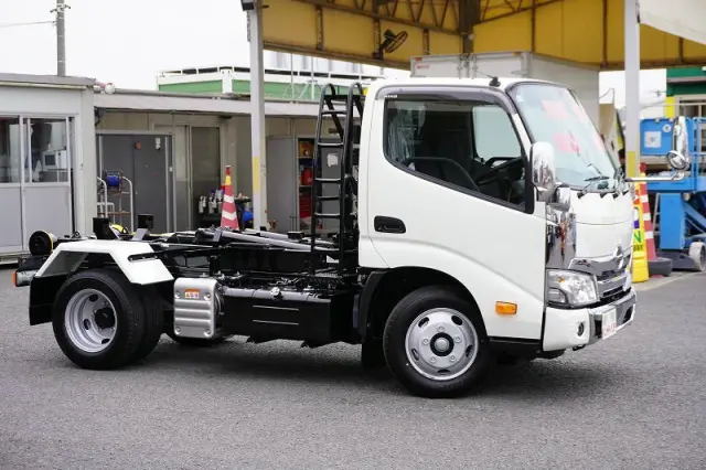 日野 デュトロ 2KG-XZU605M(2WD)の写真6