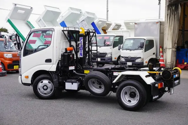 日野 デュトロ 2KG-XZU605M(2WD)の写真7