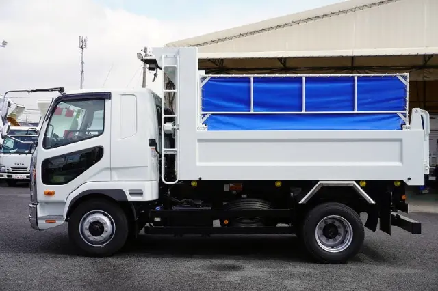 三菱 ファイター 2KG-FK62FZ(2WD)の写真3