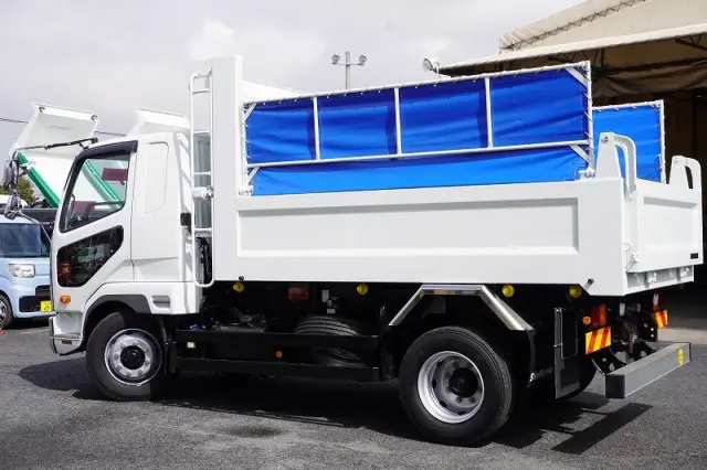 三菱 ファイター 2KG-FK62FZ(2WD)の写真7