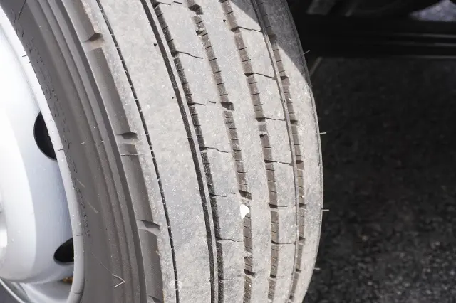 三菱 ファイター 2KG-FK62FZ(2WD)の写真9