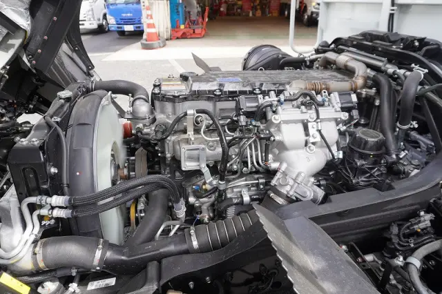 三菱 ファイター 2KG-FK62FZ(2WD)の写真14