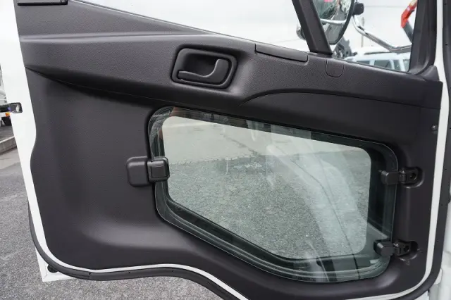 三菱 ファイター 2KG-FK62FZ(2WD)の写真40