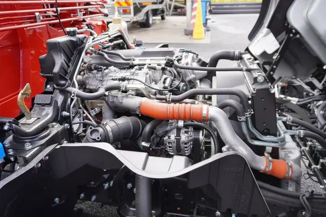 三菱 キャンター 2RG-FEB80(2WD)の写真14