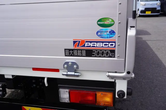 三菱 キャンター 2RG-FEB80(2WD)の写真18