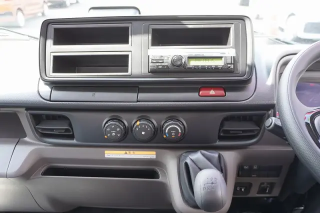 三菱 キャンター 2RG-FEB80(2WD)の写真37