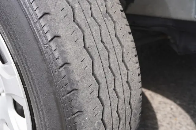 トヨタ ハイエースバン QDF-GDH201V(2WD)の写真9