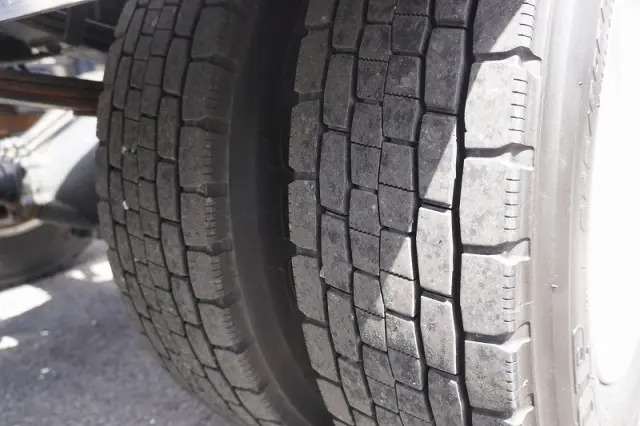 三菱 キャンター TPG-FEB90(2WD)の写真11