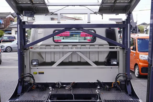 三菱 キャンター TPG-FEB90(2WD)の写真22