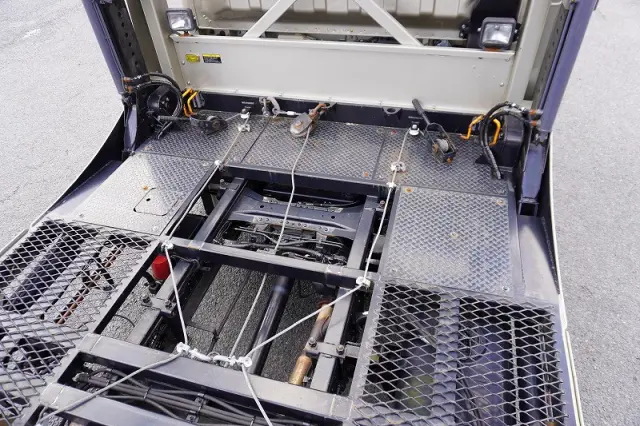 三菱 キャンター TPG-FEB90(2WD)の写真23