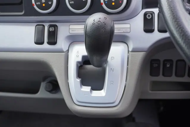 三菱 キャンター TPG-FEB90(2WD)の写真31