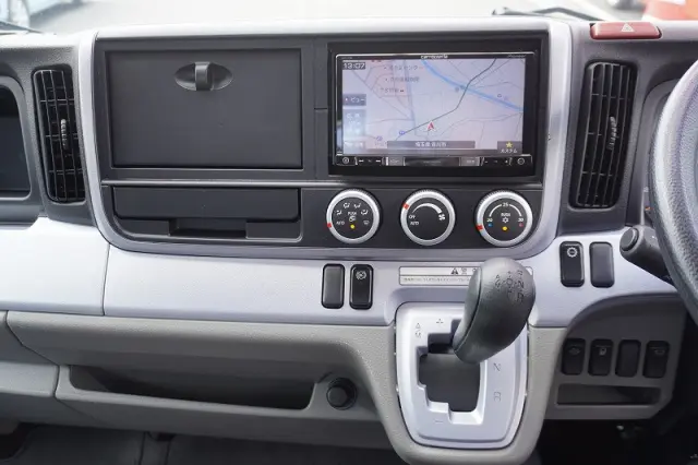 三菱 キャンター TPG-FEB90(2WD)の写真32