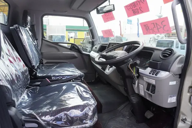 三菱 キャンター TPG-FEB90(2WD)の写真37