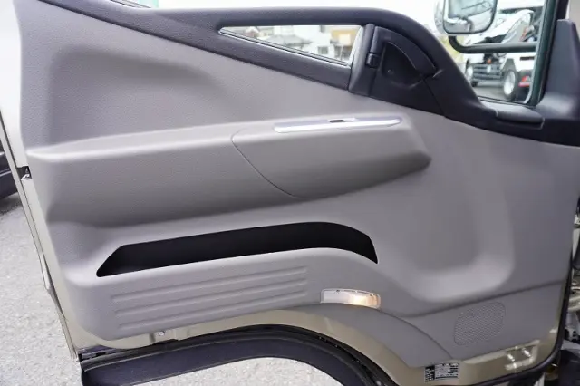 三菱 キャンター TPG-FEB90(2WD)の写真40