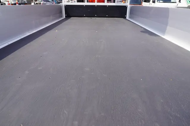 三菱 キャンター 2RG-FEB80(2WD)の写真16