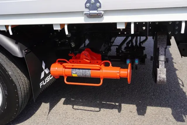 三菱 キャンター 2RG-FEB80(2WD)の写真24