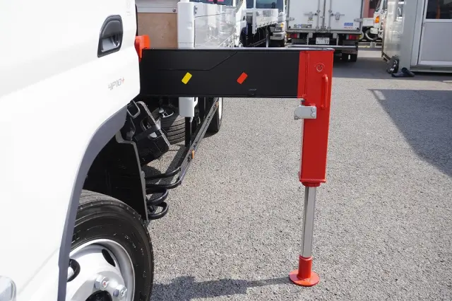 三菱 キャンター 2RG-FEB80(2WD)の写真27