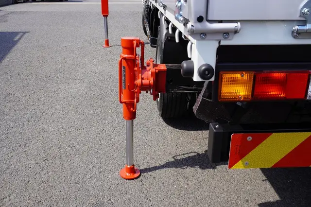 三菱 キャンター 2RG-FEB80(2WD)の写真29