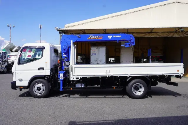 三菱 キャンター 2PG-FEB90(2WD)の写真3