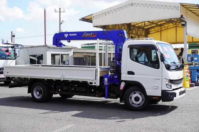 三菱 キャンター 2PG-FEB90(2WD)の写真6