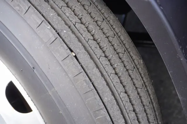 三菱 キャンター 2PG-FEB90(2WD)の写真9